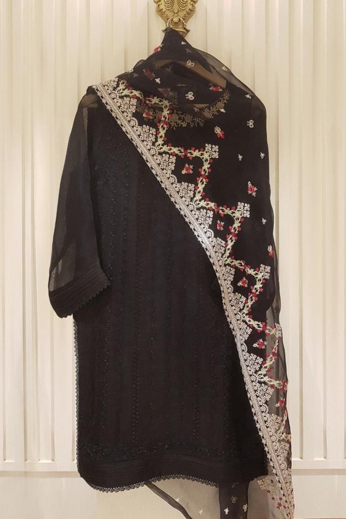 AGHA NOOR SOFT ORGANZA HEAVILY EMBROIDERY DRESS 3 PIECE UNSTITCHED